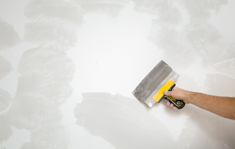 The Importance of Primer and Putty in Wall Painting